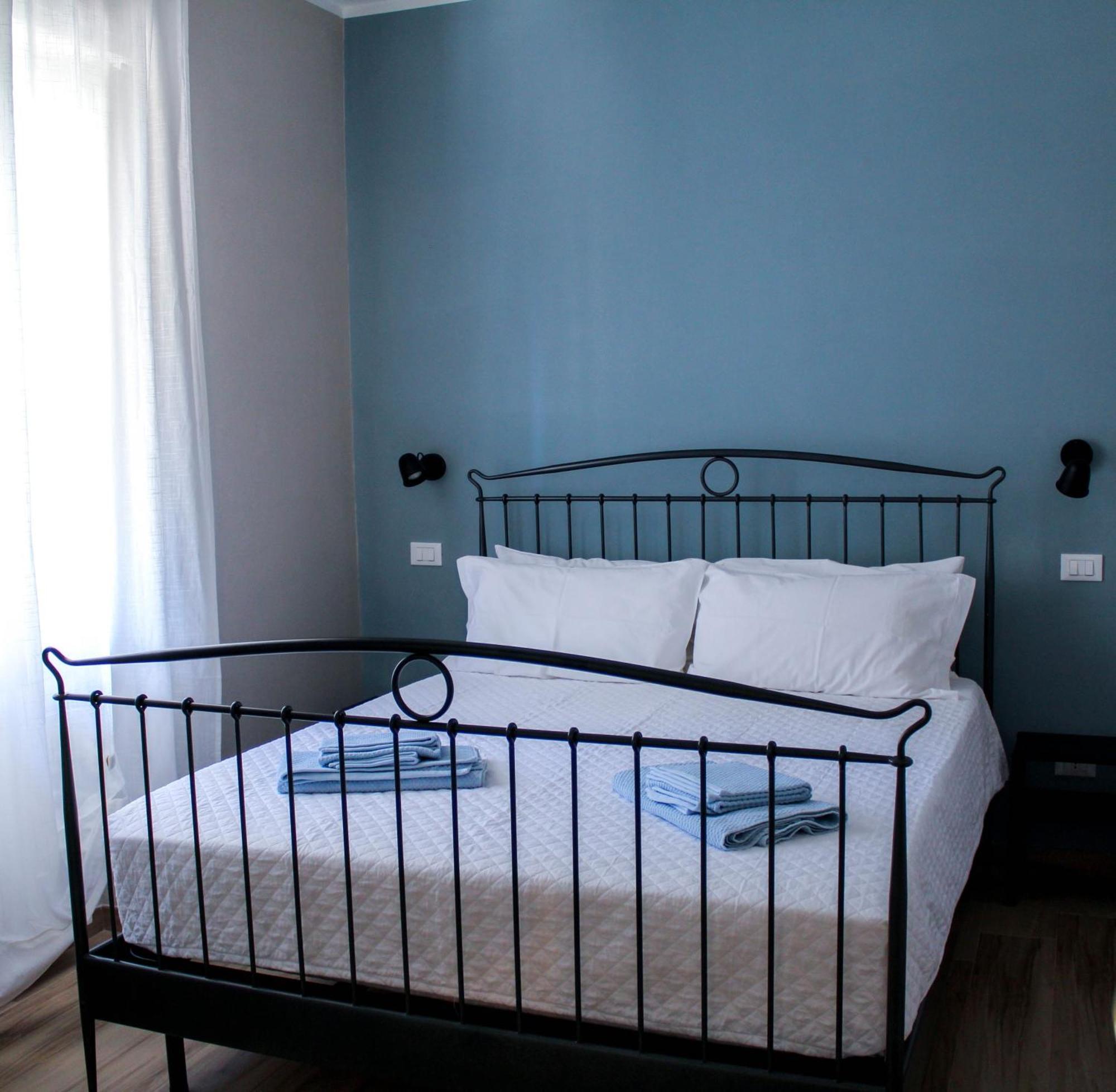 La Stella Di Via Venezia Apartment Марина ди Карара Стая снимка